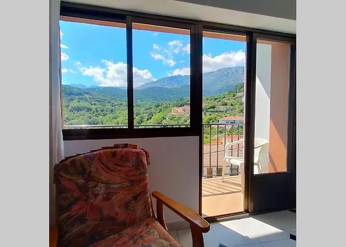Vistas A Gredos. *